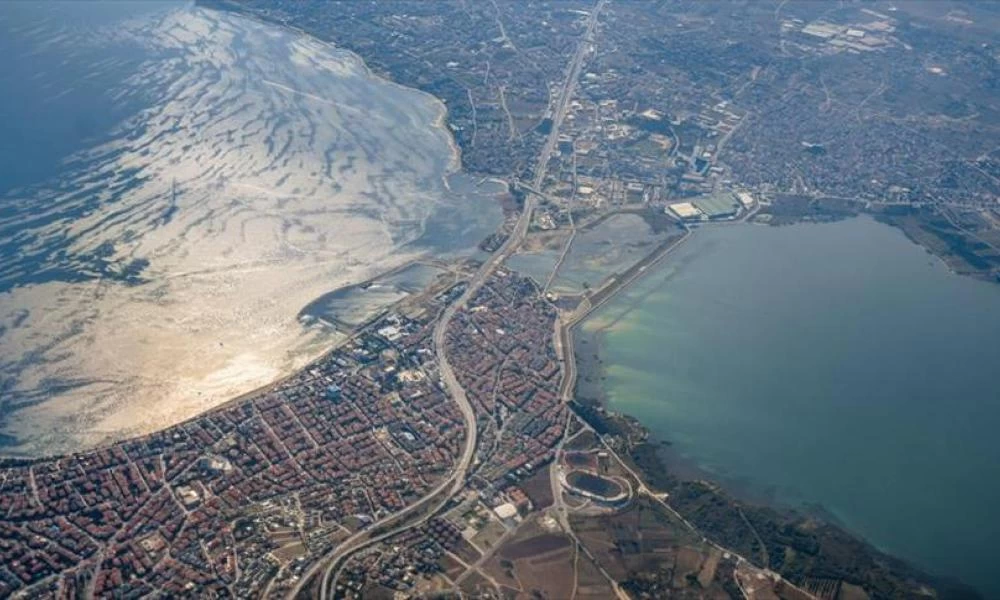 Γιατί η Τουρκία προχωρά τώρα τη διαδικασία κατασκευής του "καναλιού της Κων/πολης"